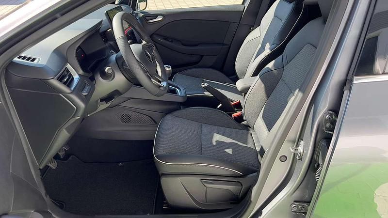 Gebraucht Mitsubishi Colt Select 91 PS (66 kW) 2024 Grau Limousine