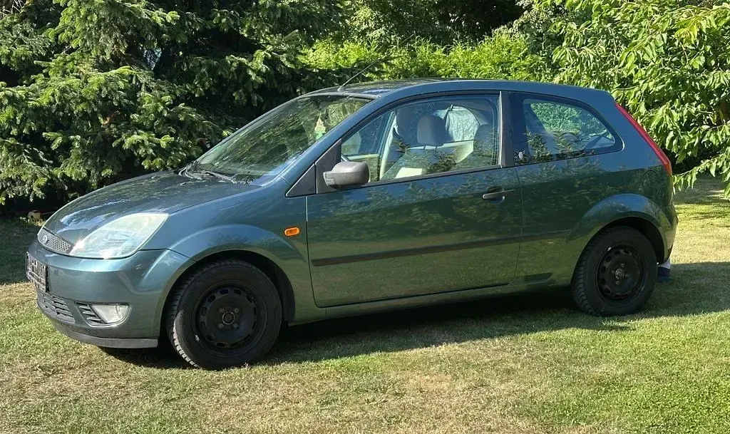 Gebraucht Ford Fiesta Ghia 80 PS (58 kW) 2003 Grün Kleinwagen