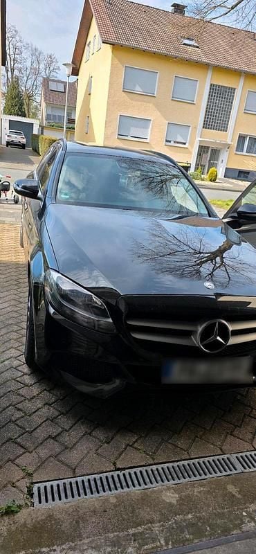 Second-hand Mercedes Vito 170 CP (125 kW) 2015 Negru Van