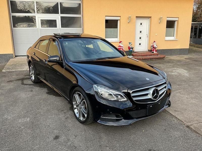 Gebraucht Mercedes E400 333 PS (244 kW) 2014 Schwarz Limousine