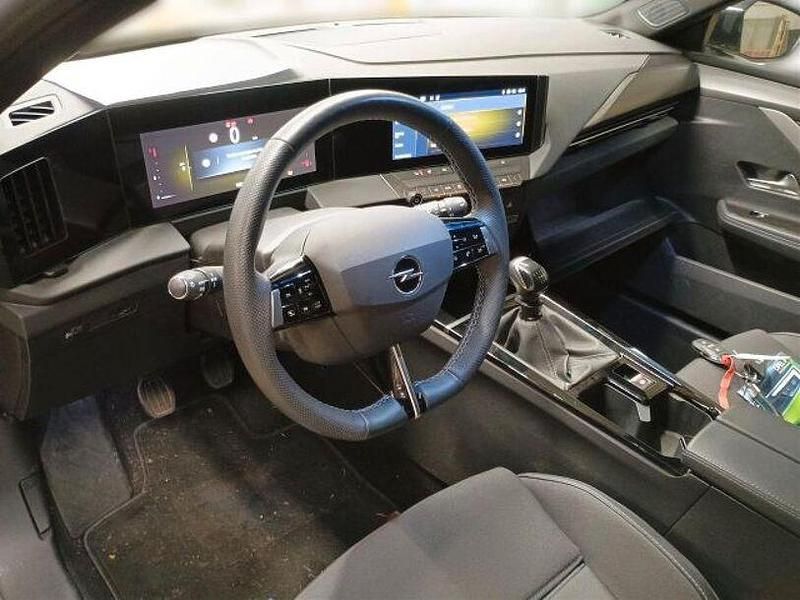 Gebraucht Opel Astra 131 PS (96 kW) 2024 Kult gelb Limousine