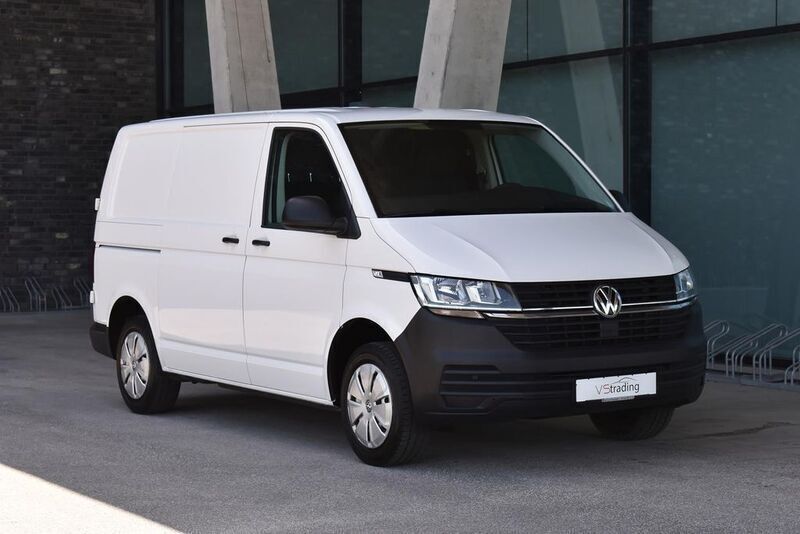Gebraucht VW T6.1 150 PS (110 kW) 2021 Weiß Van