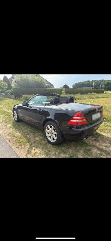 Schwarz Gebraucht 1999 Mercedes SLK200 Cabrio | 4.200 € (Fairer Preis) - Bild 1/4