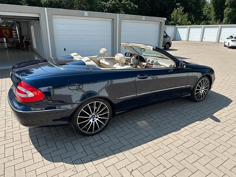 Gebraucht Mercedes CLK320 220 PS (161 kW) 2005 Cabrio