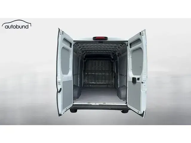 Gebraucht Peugeot Boxer 140 PS (102 kW) 2024 Van