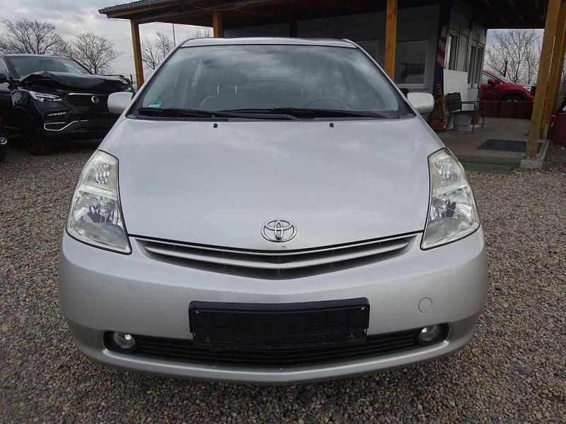 Gebraucht Toyota Prius Executive 111 PS (81 kW) 2004 Silber Kleinwagen