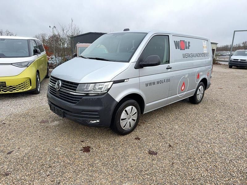 Gebraucht VW T6.1 150 PS (110 kW) 2021 Reflexsilber Van