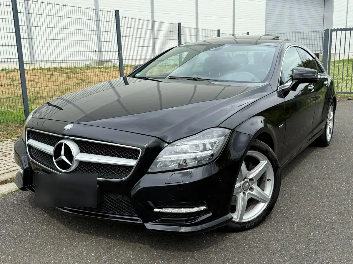 Gebraucht Mercedes CLS350 265 PS (194 kW) 2011 Schwarz Limousine