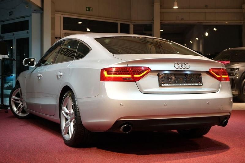 Gebraucht Audi A5 Sportback Sport 224 PS (164 kW) 2013 Silber Kleinwagen