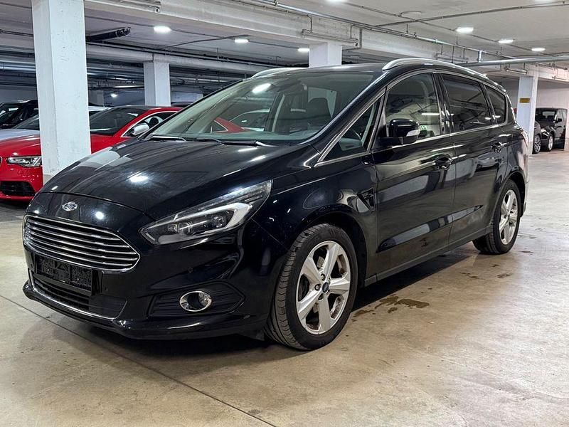 Gebraucht Ford S-MAX Titanium 150 PS (110 kW) 2016 Schwarz Van / Kleinbus