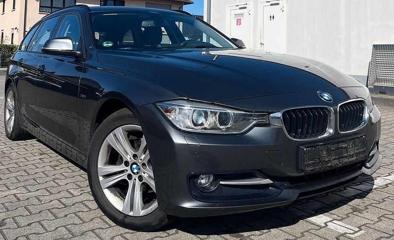 Gebraucht BMW 320 Sport Line 184 PS (135 kW) 2013 Grau Kombi
