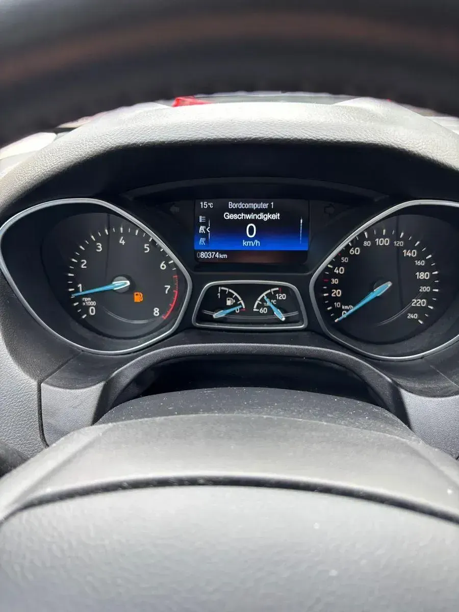 Gebraucht Ford Focus Business Edition 150 PS (110 kW) 2016 Blau Limousine