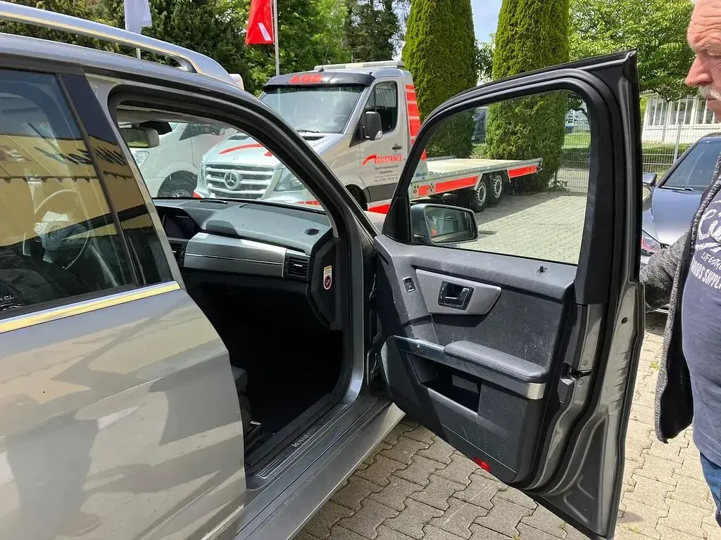 Gebraucht Mercedes GLK350 231 PS (169 kW) 2009 Grau SUV