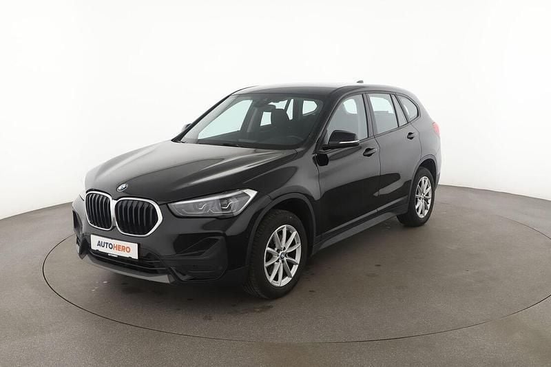 Schwarz Gebraucht 2022 BMW X1 Advantage SUV | 23.130 € (Fairer Preis) - Bild 1/3