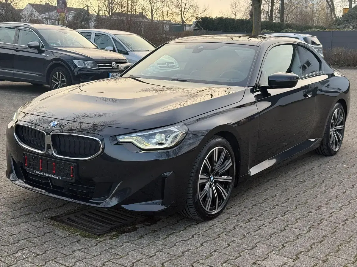 Używany BMW 220 Advantage 190 KM (139 kW) 2023 Czarny Coupe