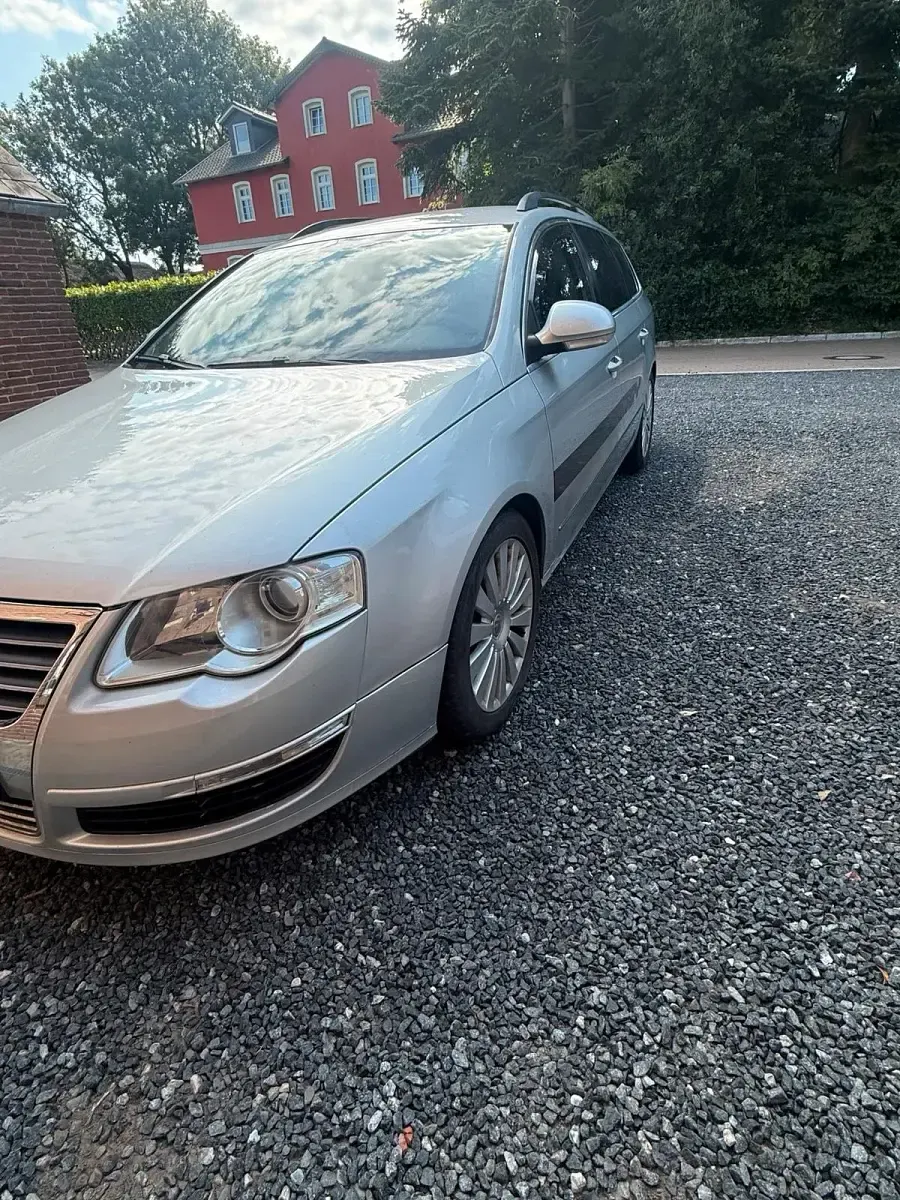 Gebraucht VW Passat 105 PS (77 kW) 2008 Grau Kombi