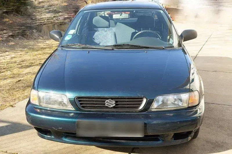 Gebraucht Suzuki Baleno 85 PS (62 kW) 1997 Grün Limousine