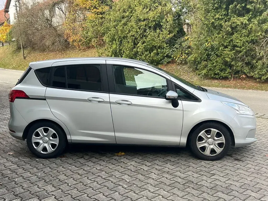 Używany Ford B-MAX 101 KM (74 kW) 2013 Szary Minivan