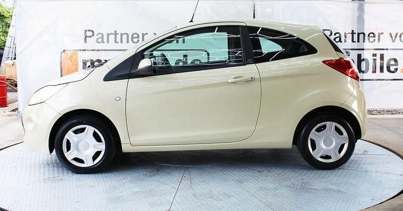 Gebraucht Ford Ka Titanium 69 PS (50 kW) 2010 Grün Kleinwagen