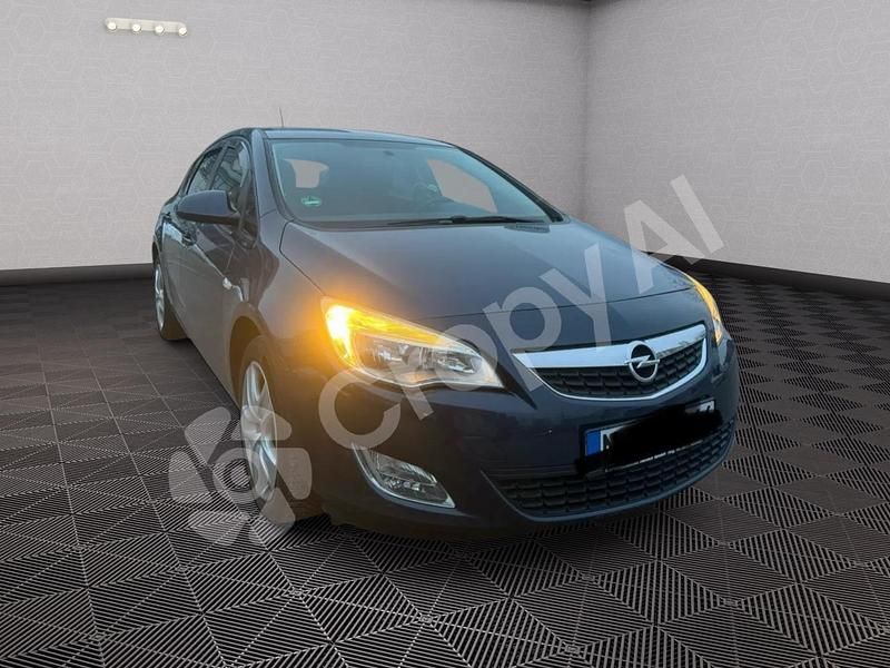 Gebraucht Opel Astra 75 PS (55 kW) 2011 Blau Limousine