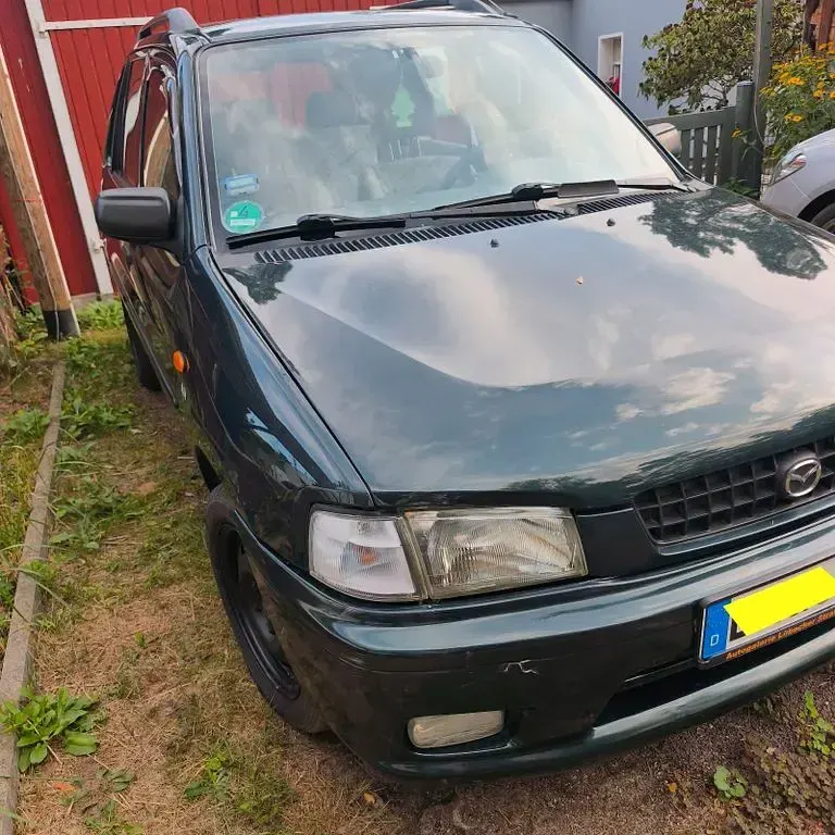 Gebraucht Mazda Demio Exclusive 72 PS (52 kW) 1999 Grün Kleinwagen