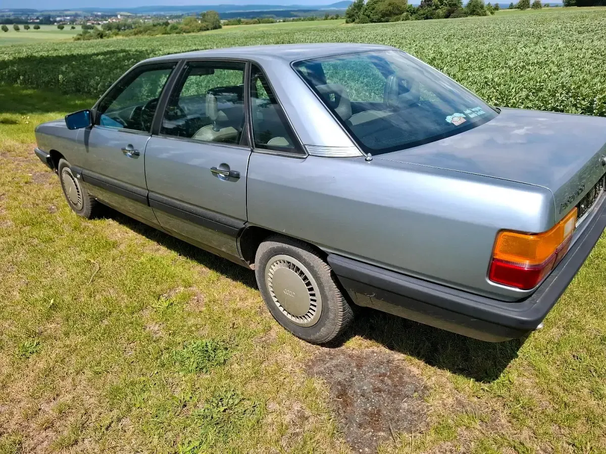 Gebraucht Audi 100 75 PS (55 kW) 1984 Limousine