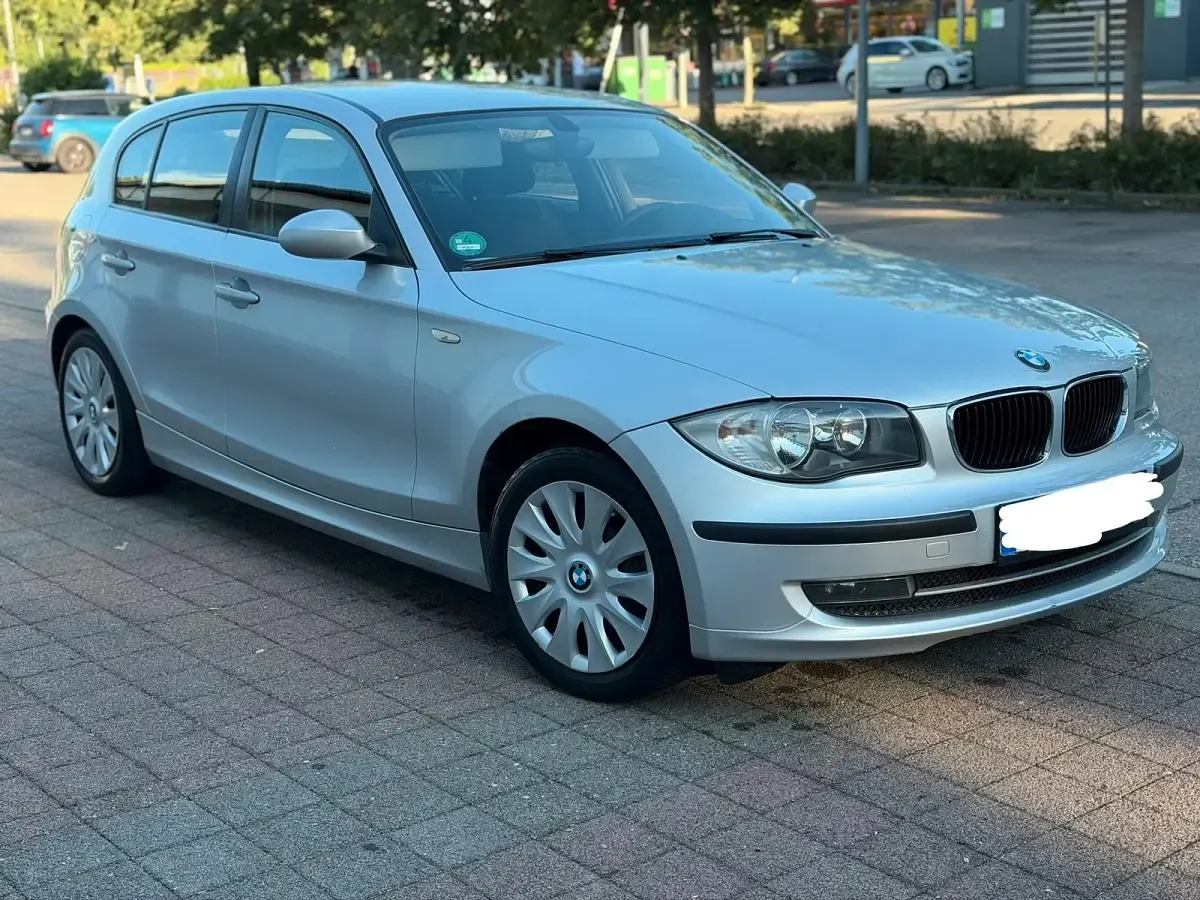 Gebraucht BMW 118 Advantage 143 PS (105 kW) 2009 Grau Kleinwagen