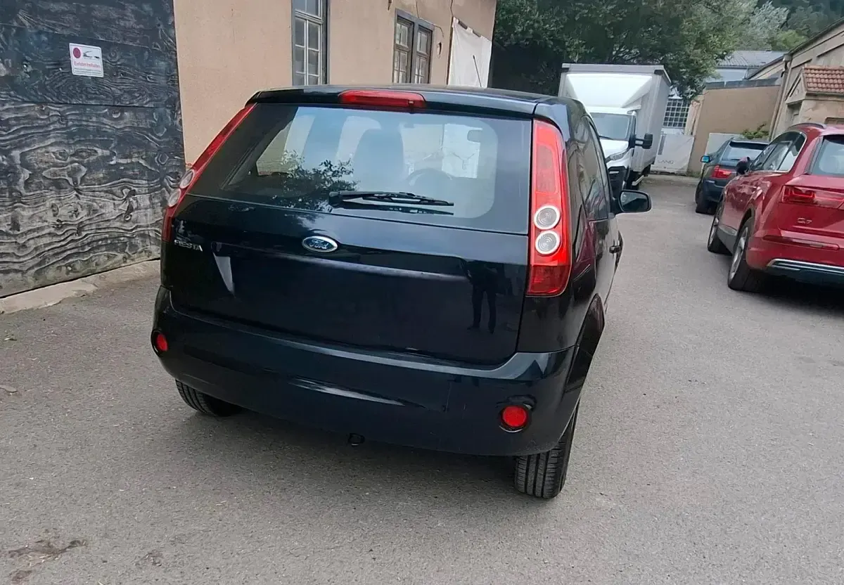 Gebraucht Ford Fiesta 60 PS (44 kW) 2008 Schwarz Kleinwagen