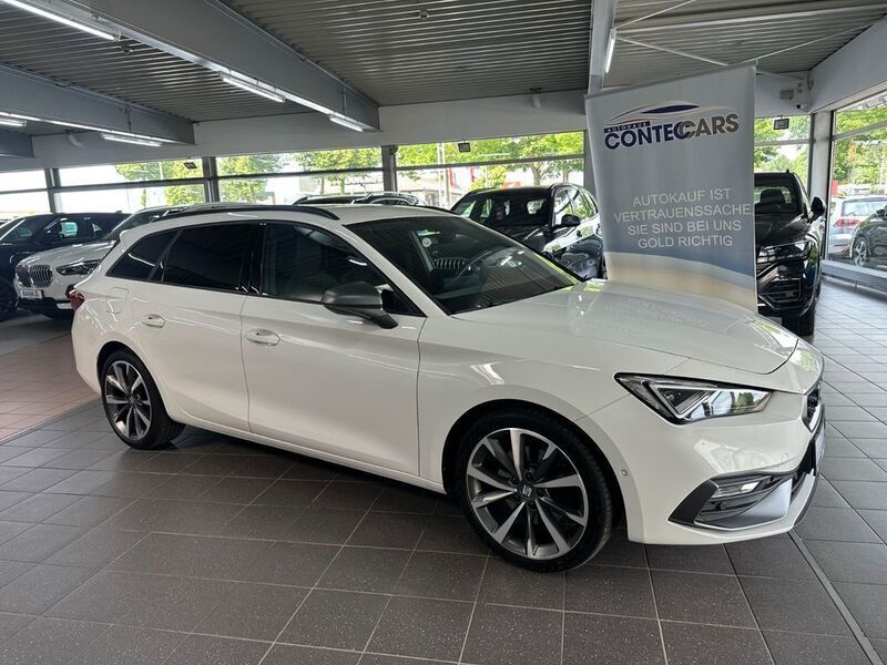 Weiß Gebraucht 2021 Seat Leon ST FR Kombi | 19.999 € (Fairer Preis) - Bild 1/4