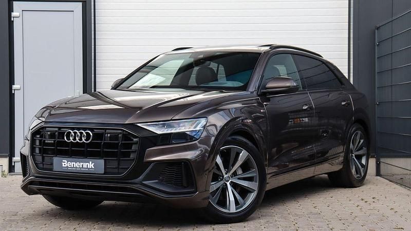Braun Gebraucht 2019 Audi Q8 SUV | 41.990 € - Bild 1/4