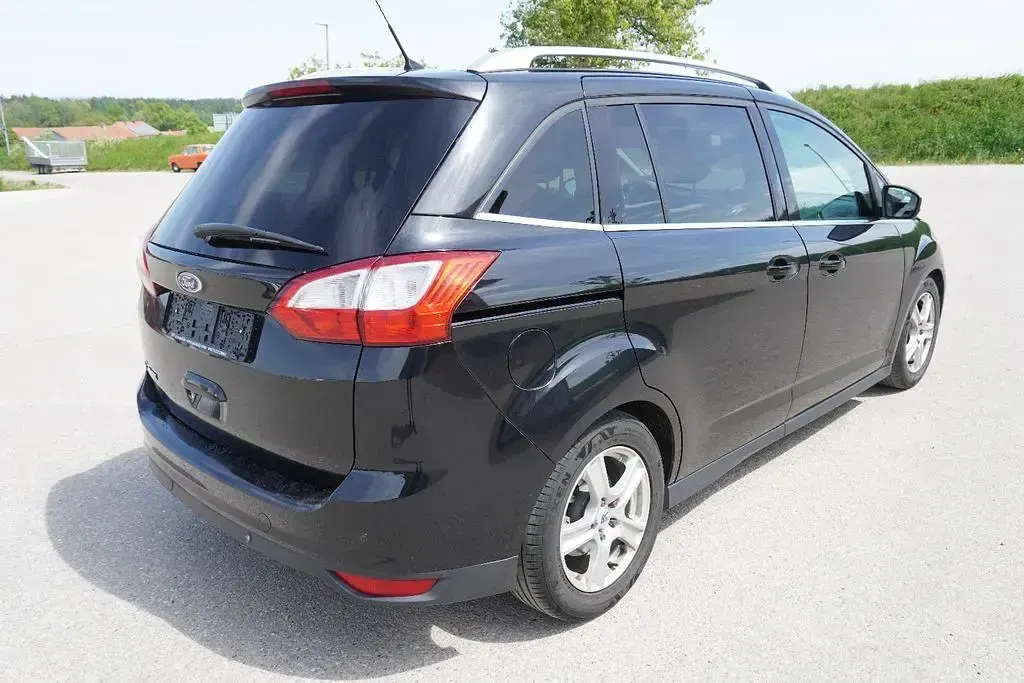 Gebraucht Ford Grand C-Max Trend 116 PS (85 kW) 2012 Pantherschwarz metallic Van / Kleinbus