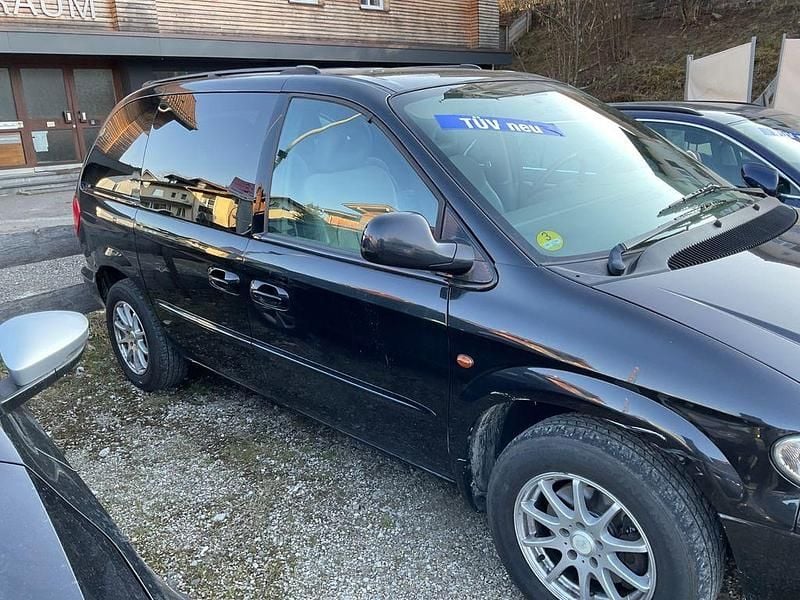 Gebraucht Chrysler Voyager 143 PS (105 kW) 2003 Schwarz Van / Kleinbus