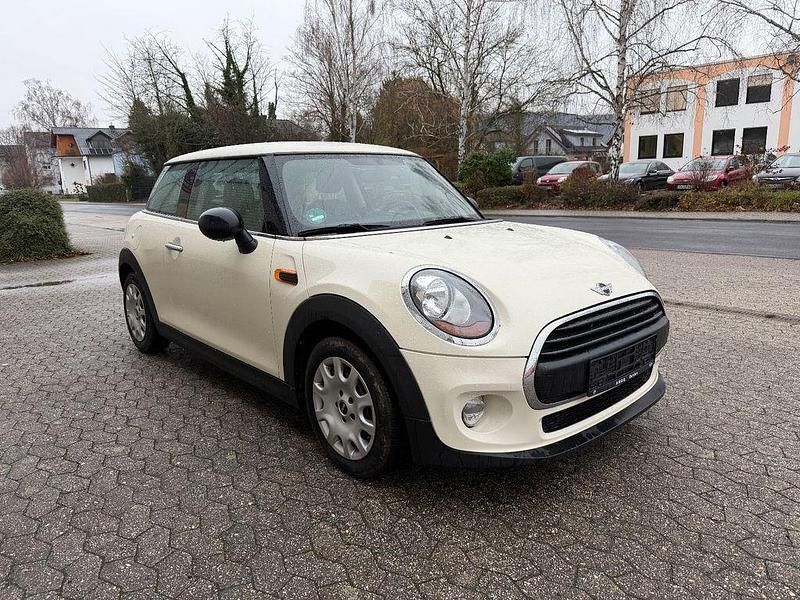 Gebraucht Mini ONE 75 PS (55 kW) 2017 Weiß Kleinwagen