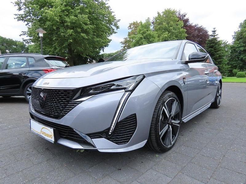 Gebraucht Peugeot 308 GT-line 131 PS (96 kW) 2022 Grau Limousine