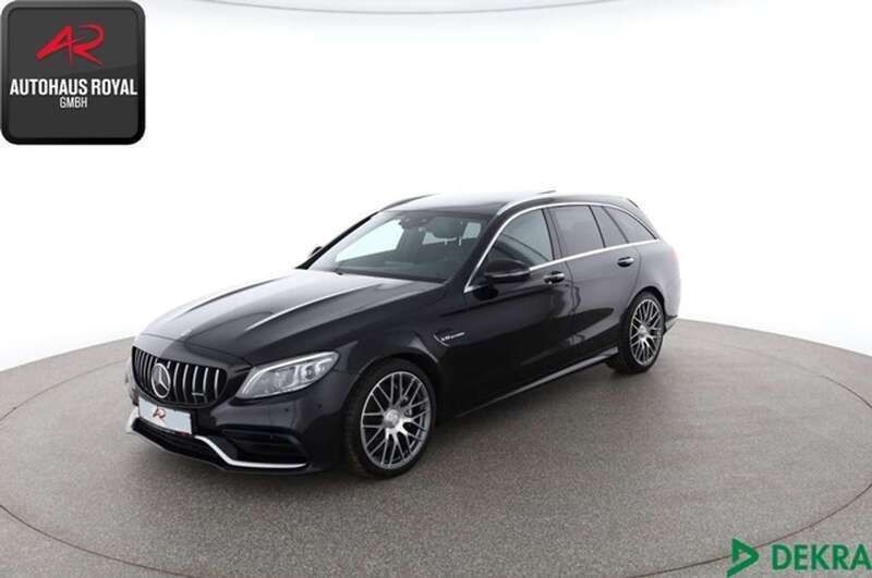 Schwarz Gebraucht 2020 Mercedes C63 AMG AMG Limousine | 49.880 € - Bild 1/4