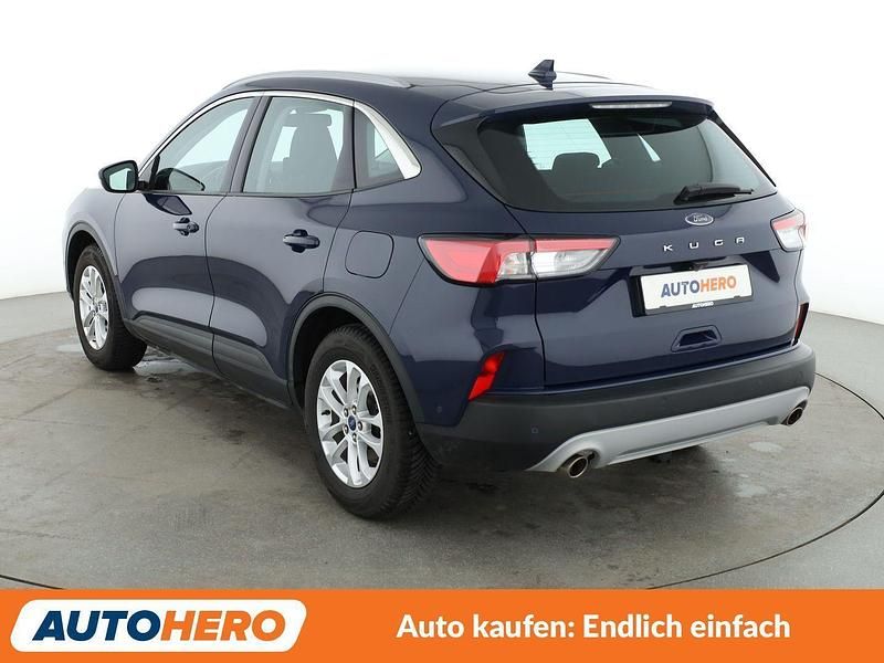 Gebraucht Ford Kuga Titanium 150 PS (110 kW) 2021 Blau SUV