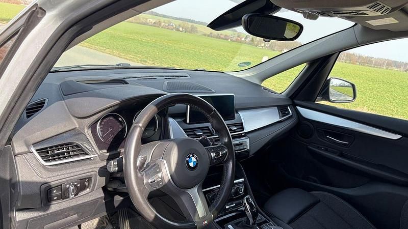 Gebraucht BMW 218 Gran Tourer 150 PS (110 kW) 2019 Silber Van / Kleinbus