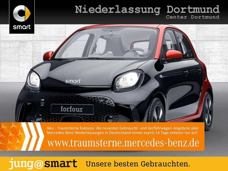 Schwarz Gebraucht 2021 Smart ForFour Electric Drive Passion Limousine | 11.690 € (Fairer Preis) - Bild 1/3