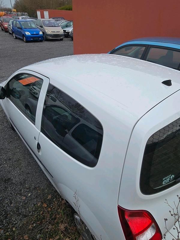 Gebraucht Renault Twingo 58 PS (42 kW) 2010 Weiß Kleinwagen