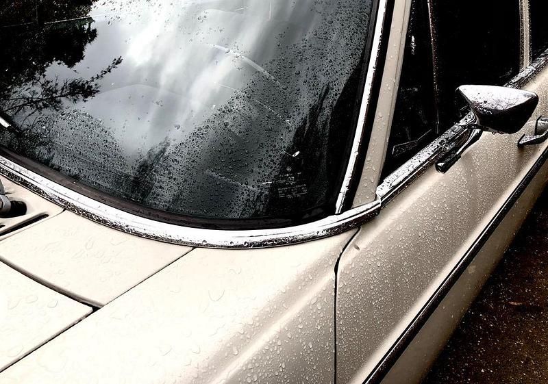 Gebraucht Mercedes 200/8 95 PS (69 kW) 1970 Beige Limousine