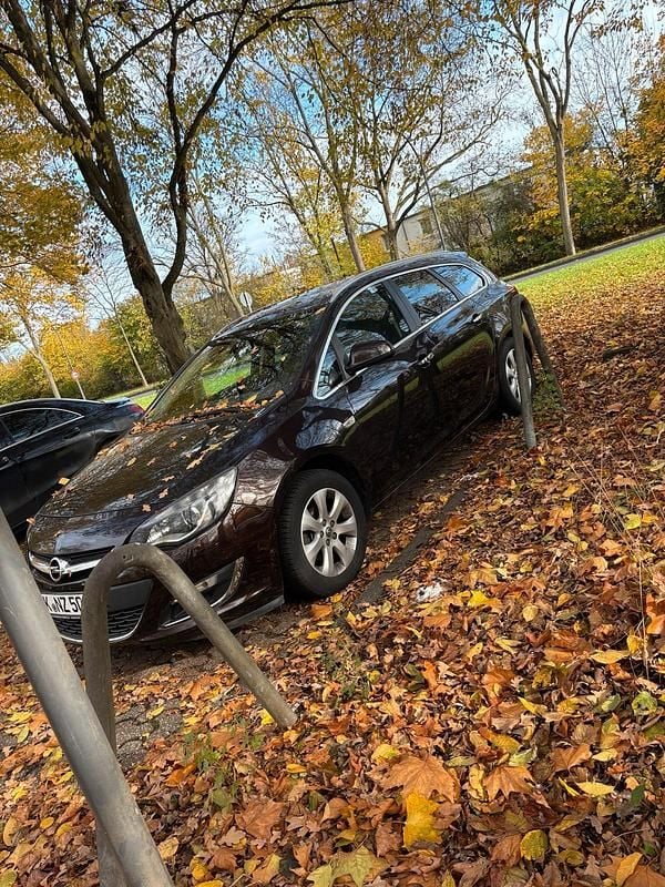 Gebraucht Opel Astra 140 PS (102 kW) 2012 Braun Kombi