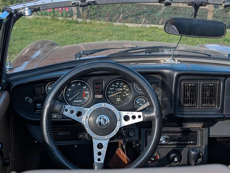Second-hand MG B 92 CP (67 kW) 1980 Maro Cabrio
