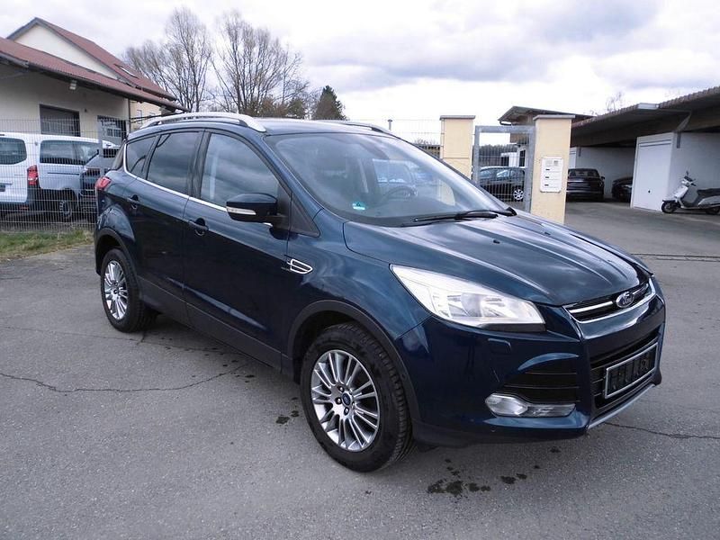 Gebraucht Ford Kuga Titanium 150 PS (110 kW) 2013 Blau SUV