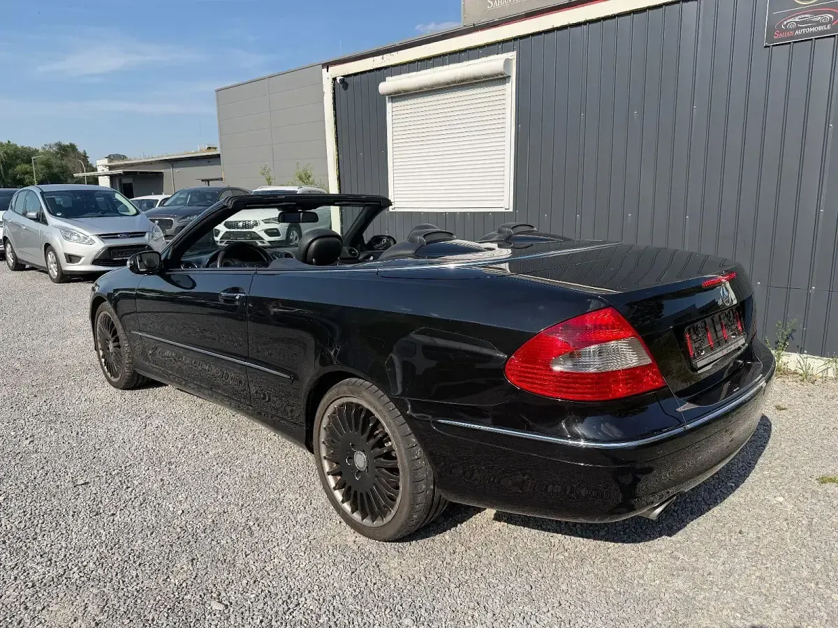 Gebraucht Mercedes CLK350 272 PS (200 kW) 2008 Schwarz Cabrio