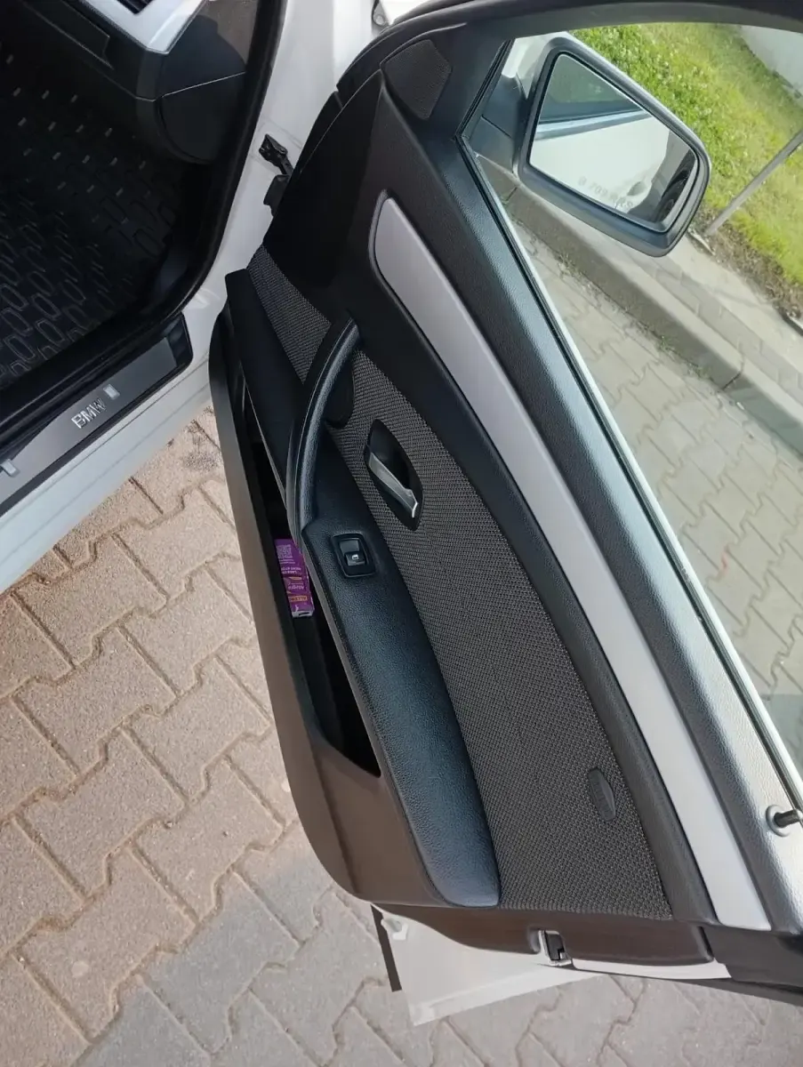 Gebraucht BMW 520 177 PS (130 kW) 2009 Weiß Limousine
