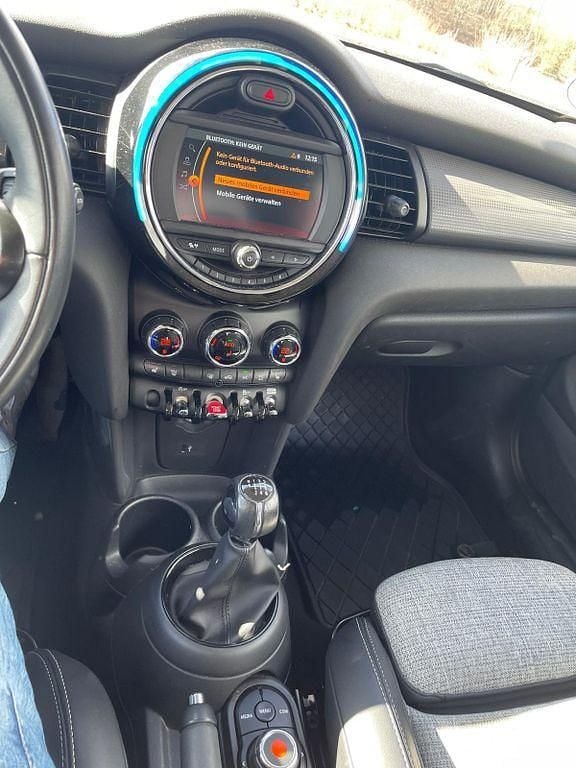 Gebraucht Mini Cooper 136 PS (100 kW) 2020 Grau Kleinwagen