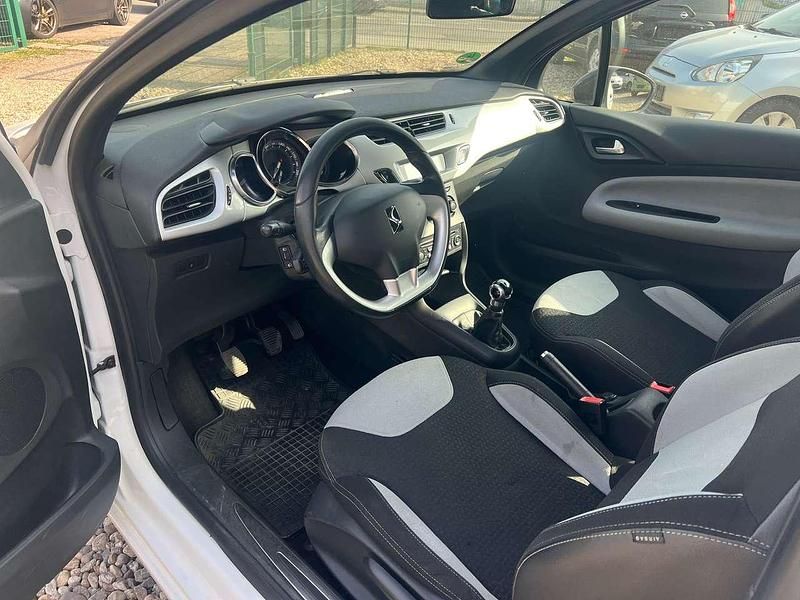 Gebraucht Citroën DS3 So Chic 82 PS (60 kW) 2014 Weiß Limousine