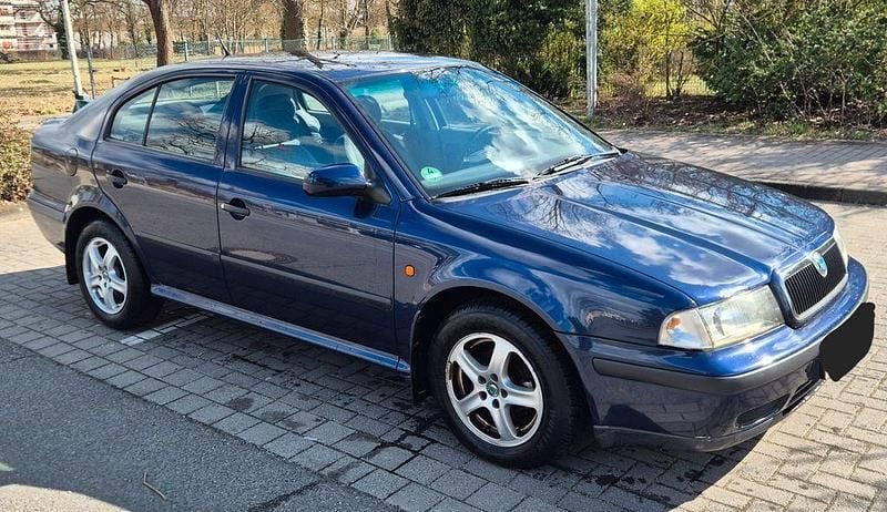 Gebraucht Skoda Octavia 101 PS (74 kW) 1999 Blau Limousine