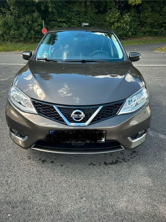 Braun Gebraucht 2017 Nissan Pulsar N-Connecta Limousine | 9.800 € (Fairer Preis) - Bild 1/4