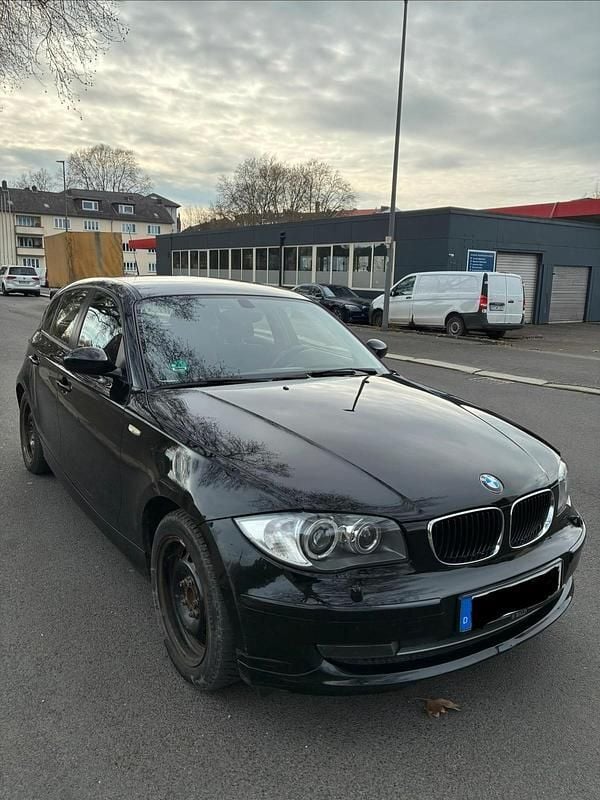 Gebraucht BMW 118 143 PS (105 kW) 2007 Schwarz Kleinwagen